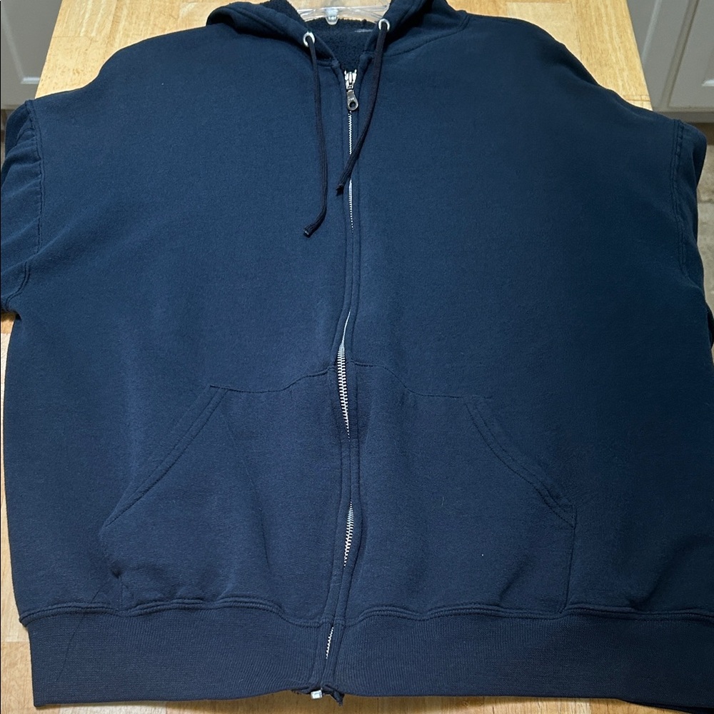 Fruit of the Loom Men's Navy Zip-Up fleece jacket. - Picture 7 of 16